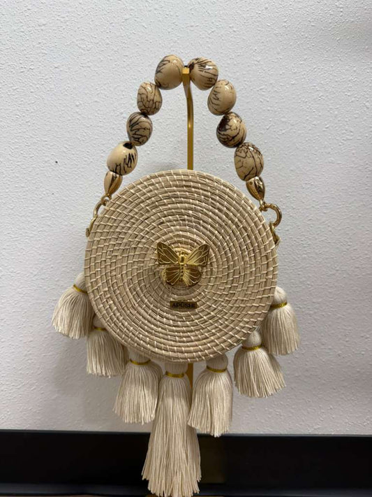 Iraca Palm flat raw Beige + Butterfly Charm